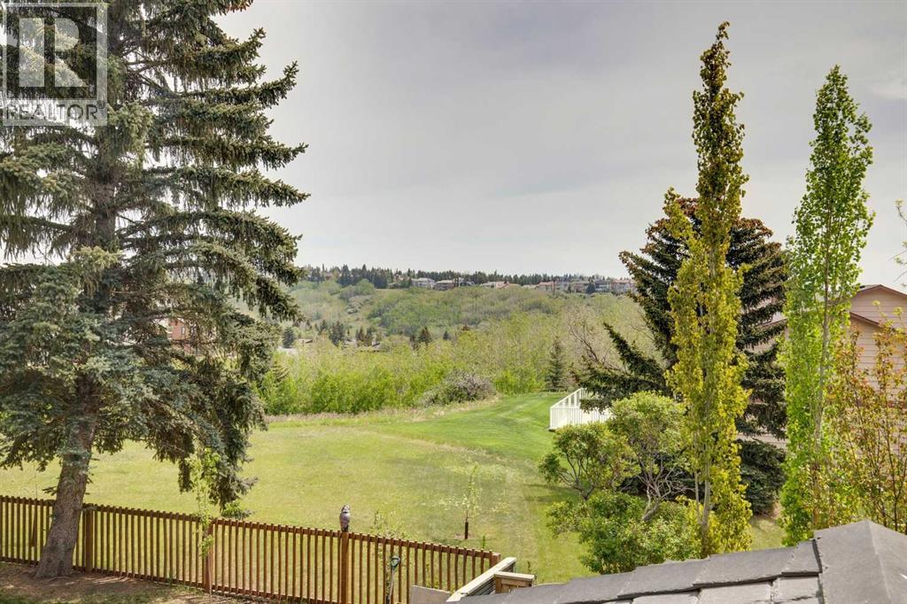 124 Edgehill Close NW - 28