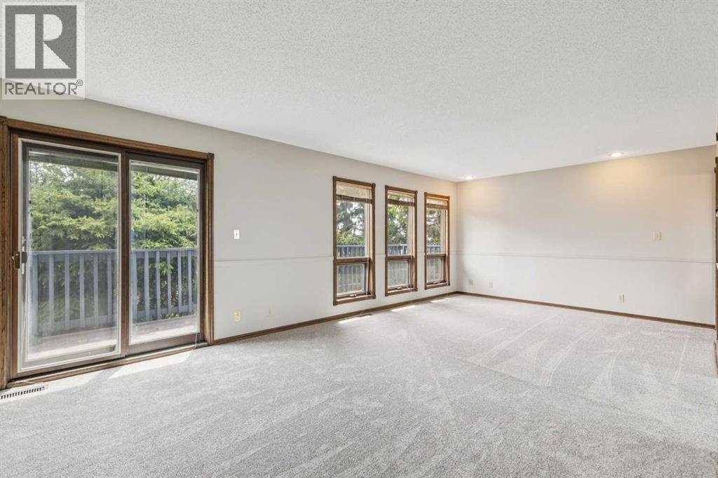 124 Edgehill Close NW - 23