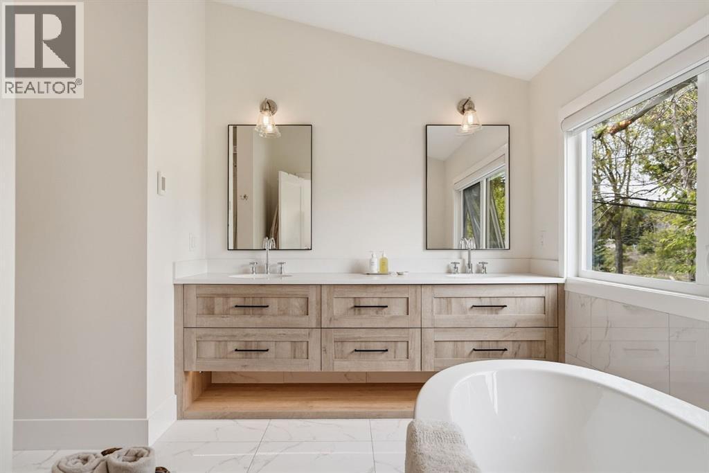 940 Riverdale Avenue SW - 24