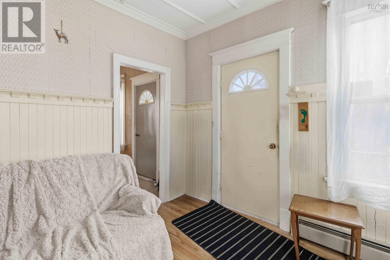 2036 Kline Street - 6