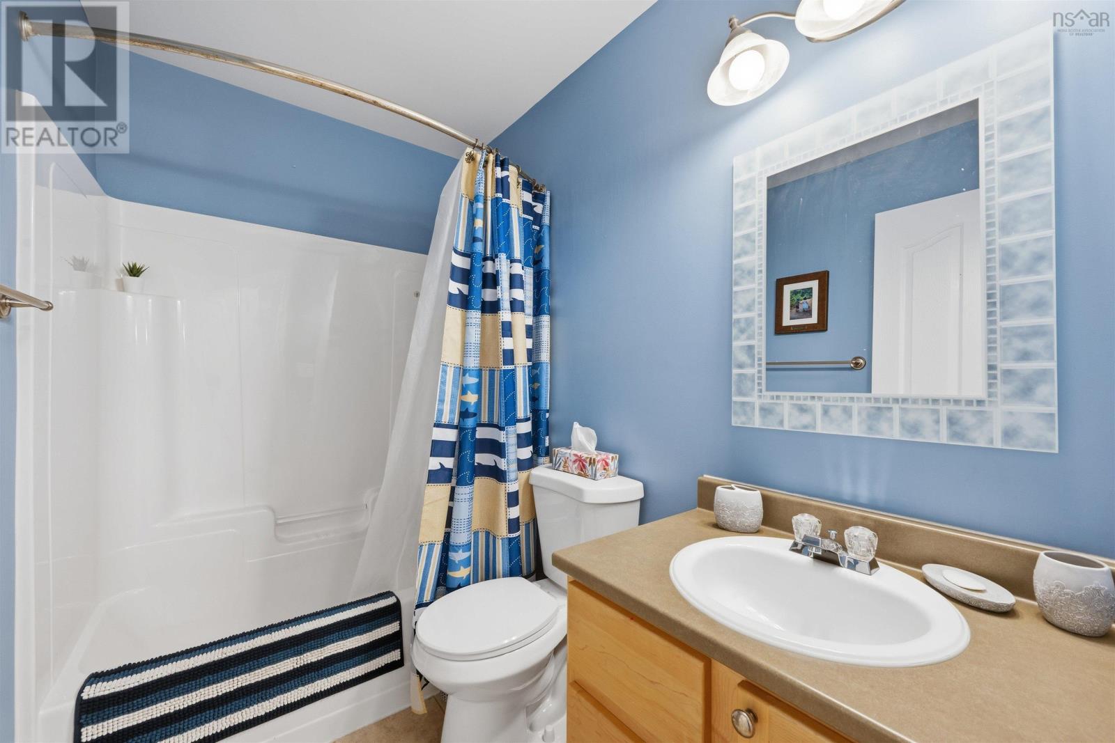 Property 8 of 49 of 17 Outrigger Crescent