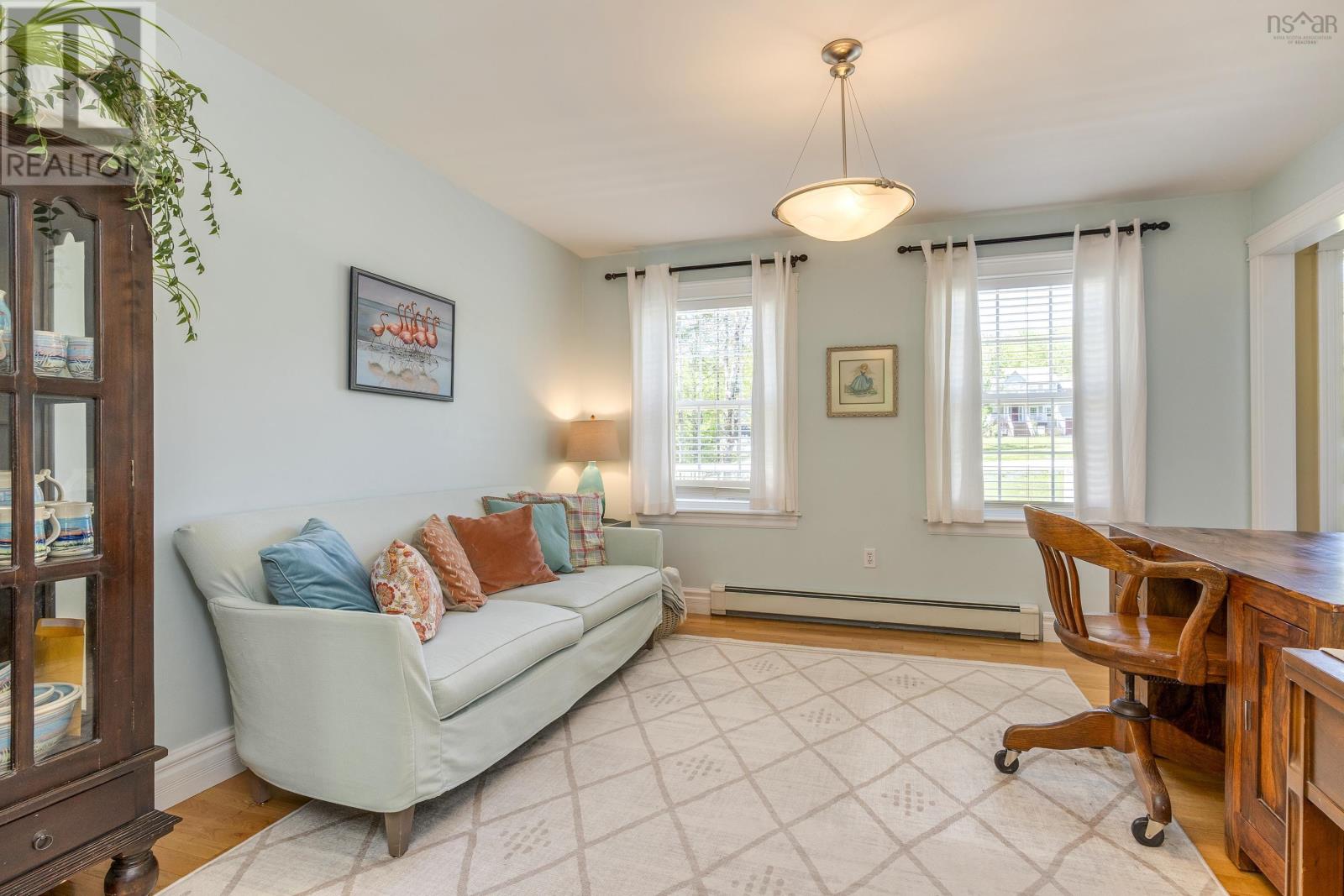 Property 26 of 48 of 85 Heatherglen Drive