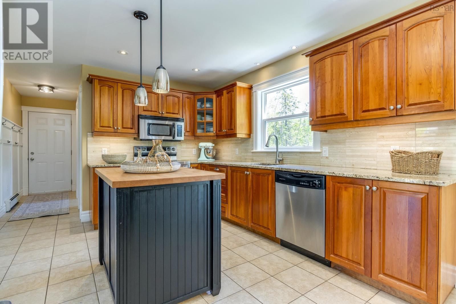 Property 23 of 48 of 85 Heatherglen Drive