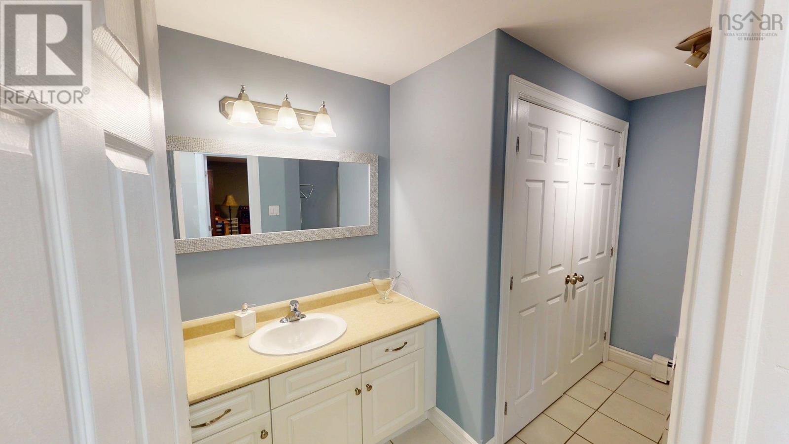 Property 20 of 37 of 212 Rossing Drive