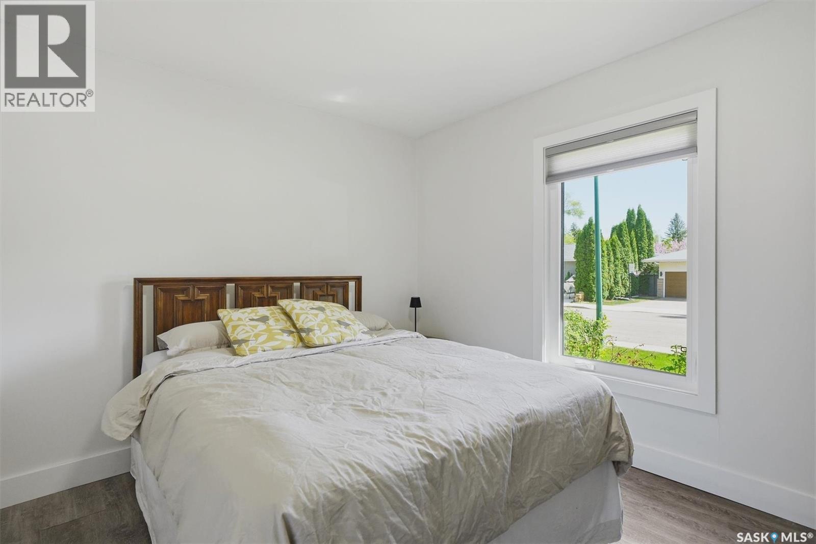 403 Willow STREET E - 14