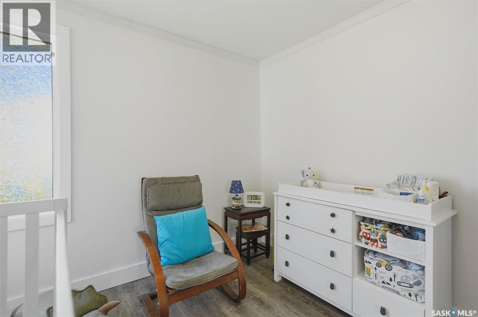 403 Willow STREET E - 18