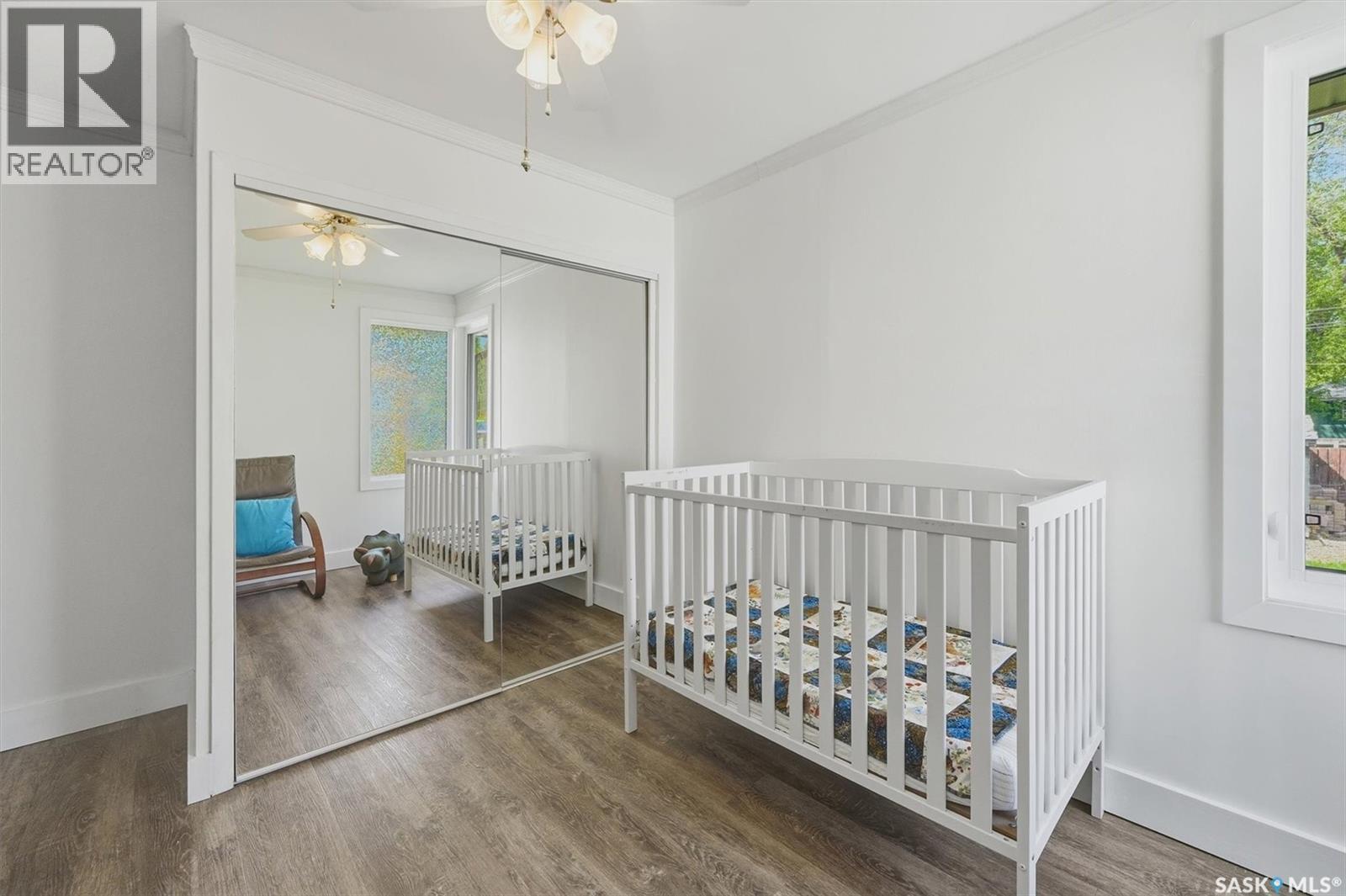 403 Willow STREET E - 19