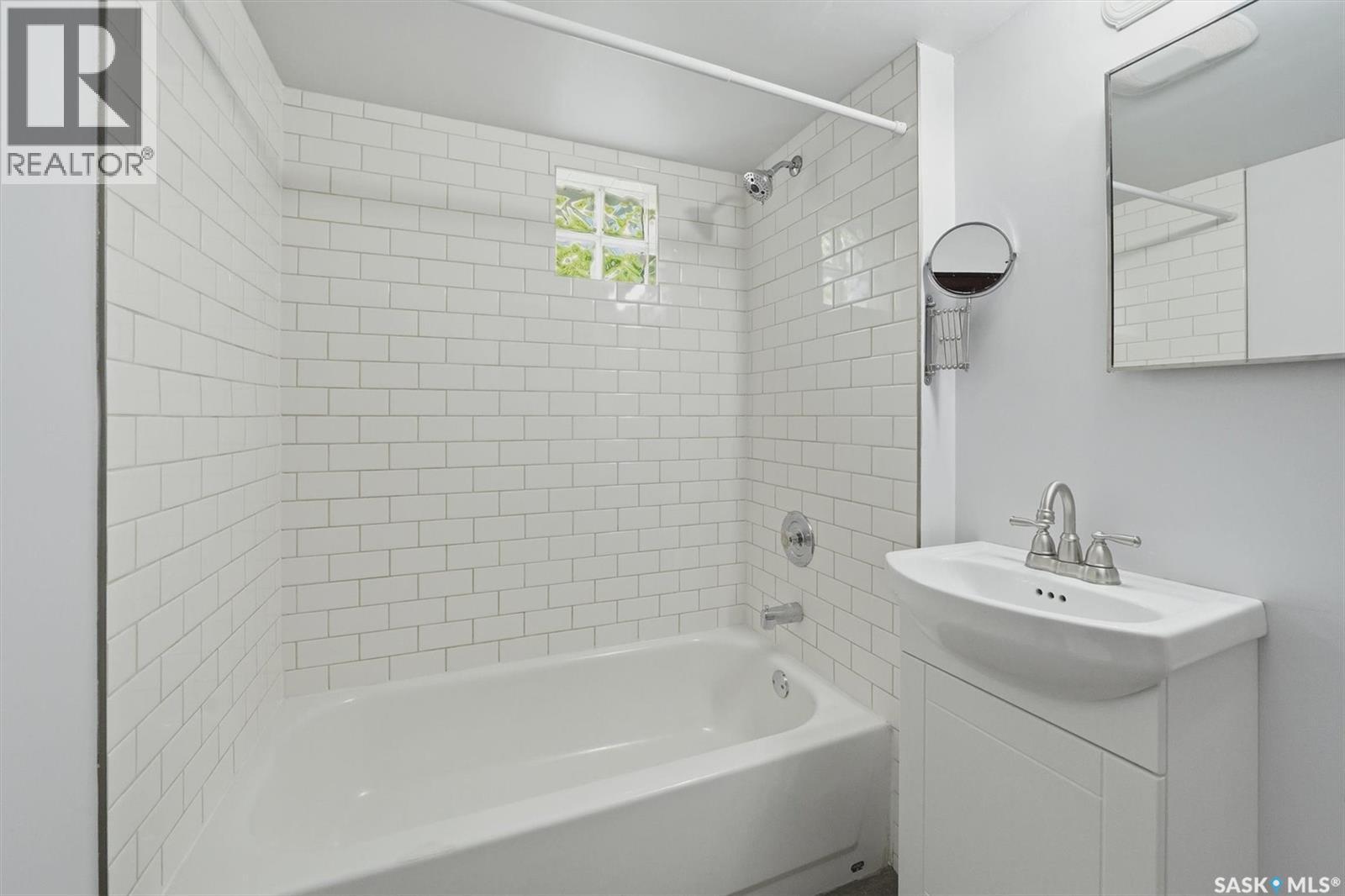 403 Willow STREET E - 29