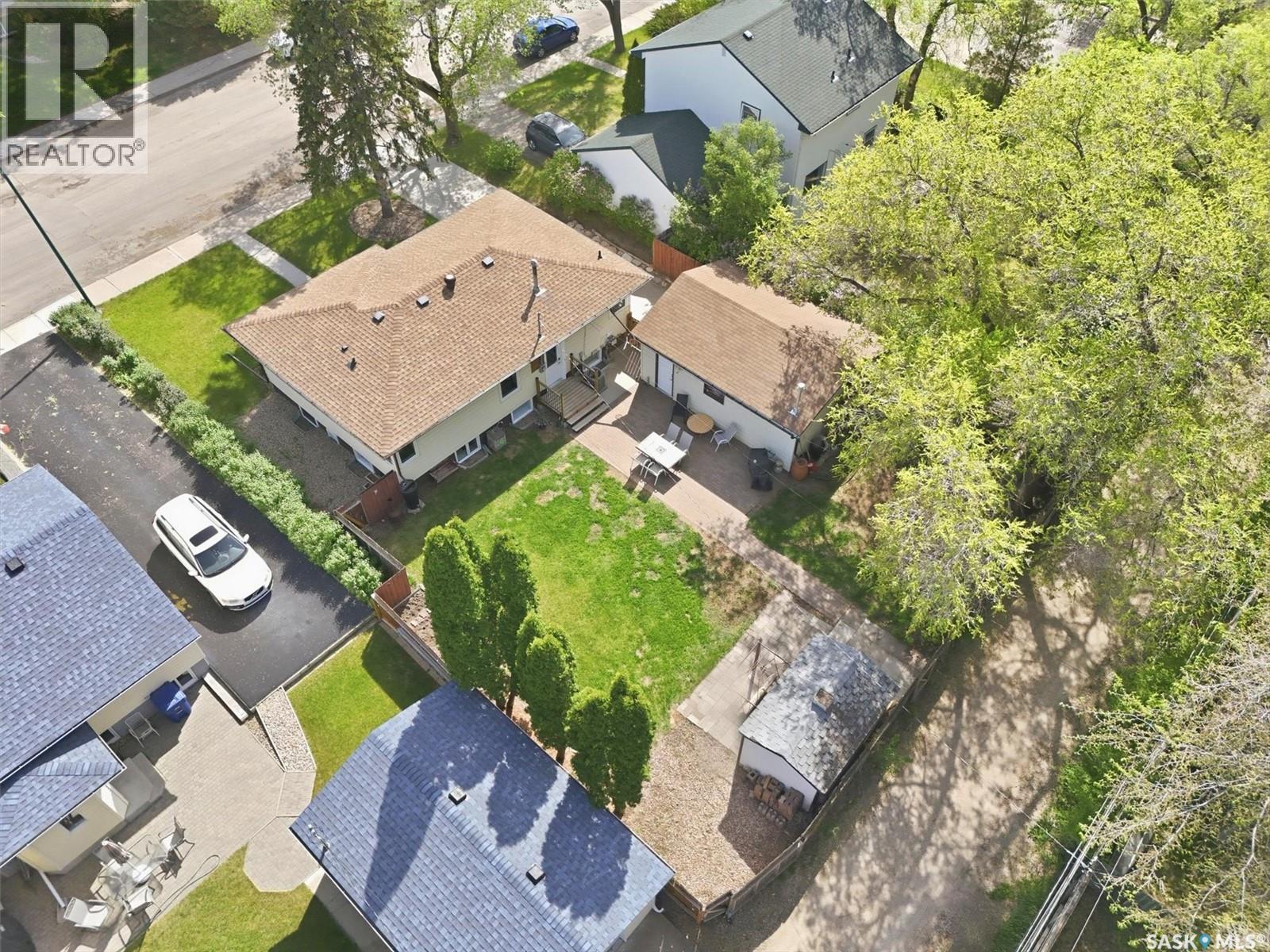 403 Willow STREET E - 49