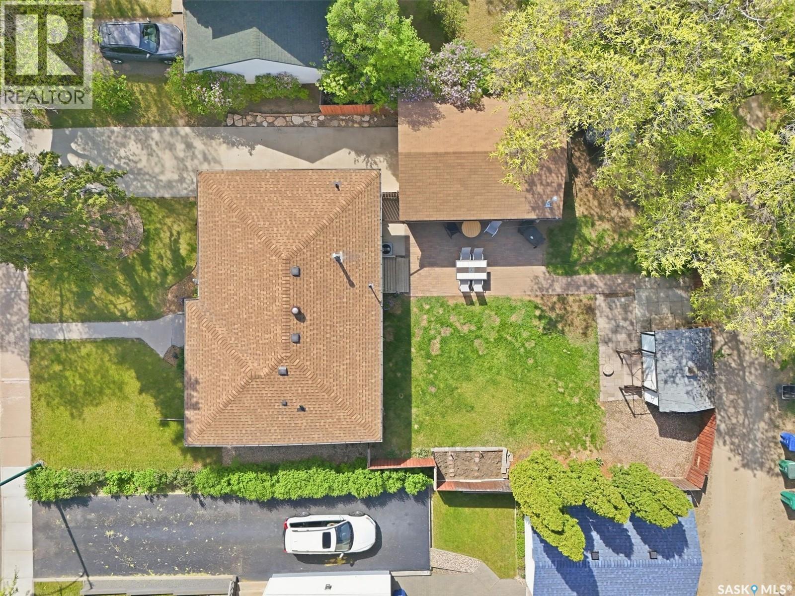403 Willow STREET E - 50