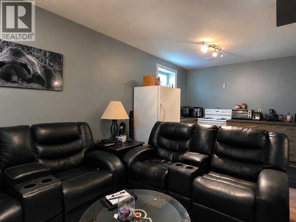 114 Moberly Road - 20