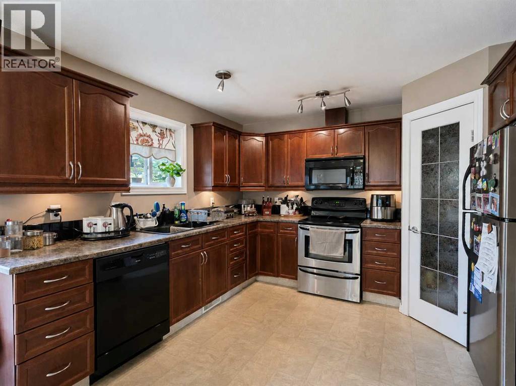 114 Moberly Road - 5