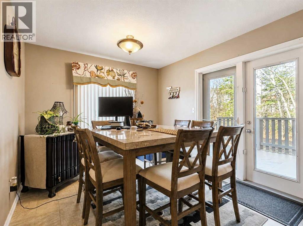 114 Moberly Road - 8