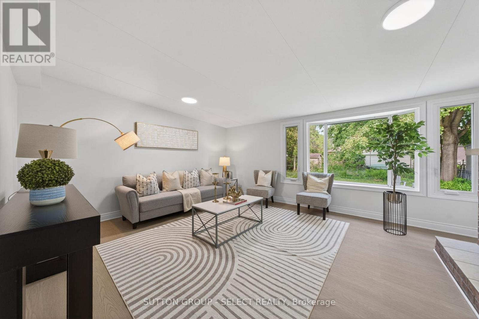 50 GLASS AVENUE - 15
