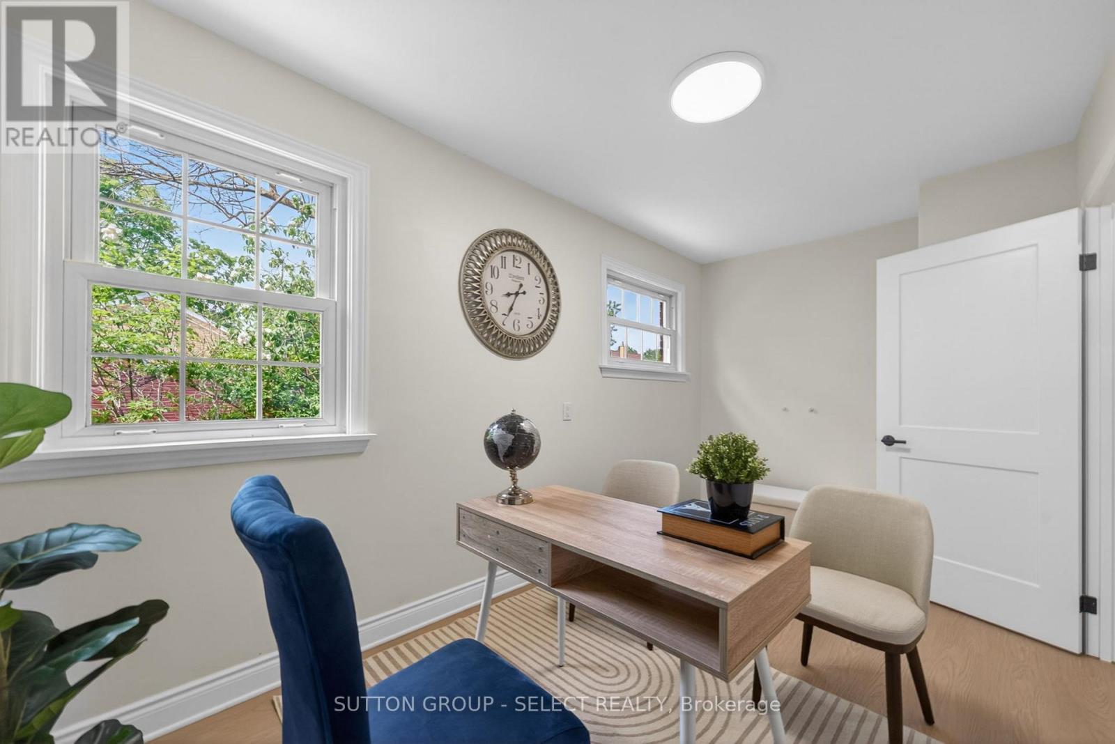50 GLASS AVENUE - 22