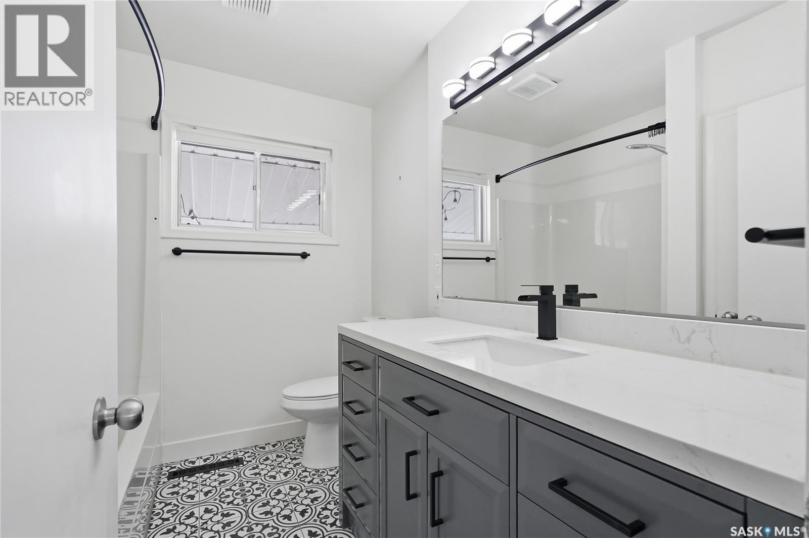 1604 Preston AVENUE S - 25