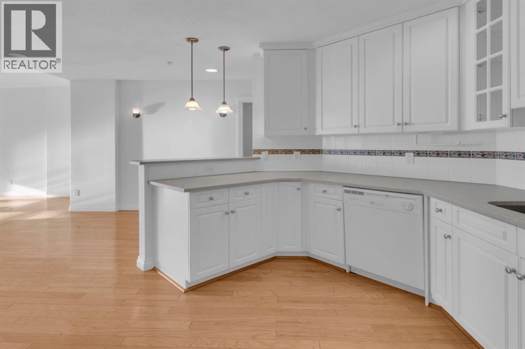 #510 1718 14 Avenue NW - 19