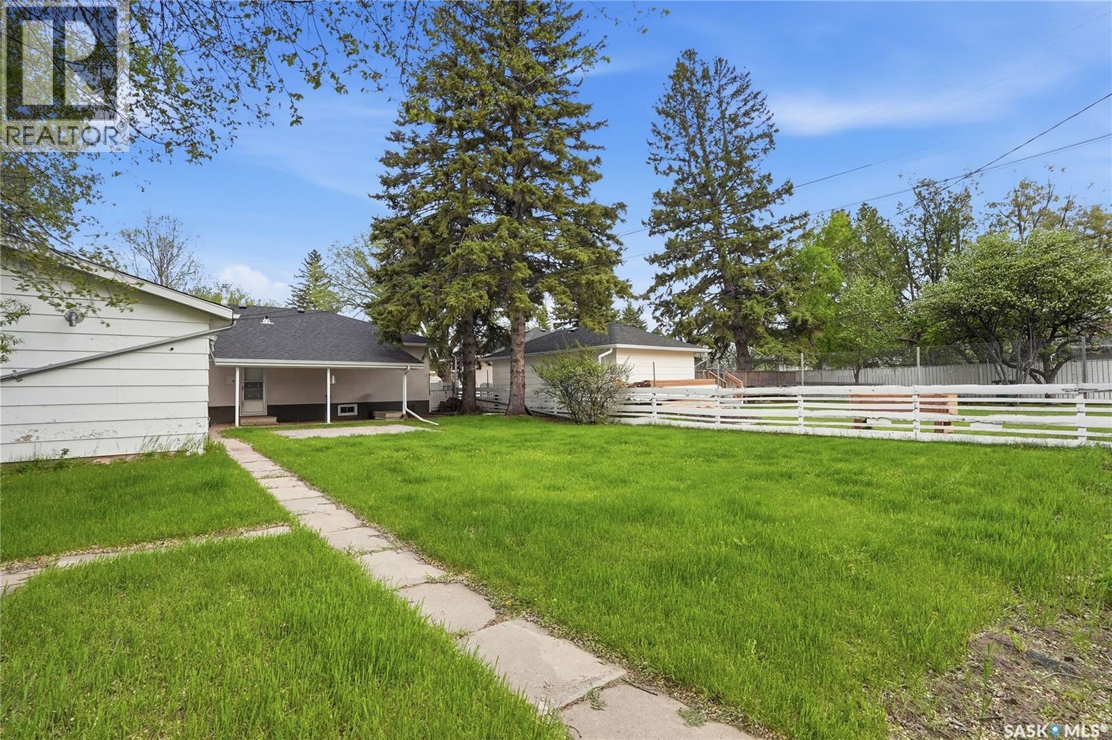 1604 Preston AVENUE S - 42