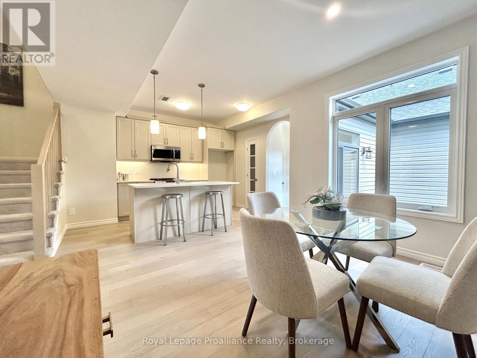 91 ATHABASKA DRIVE - 11