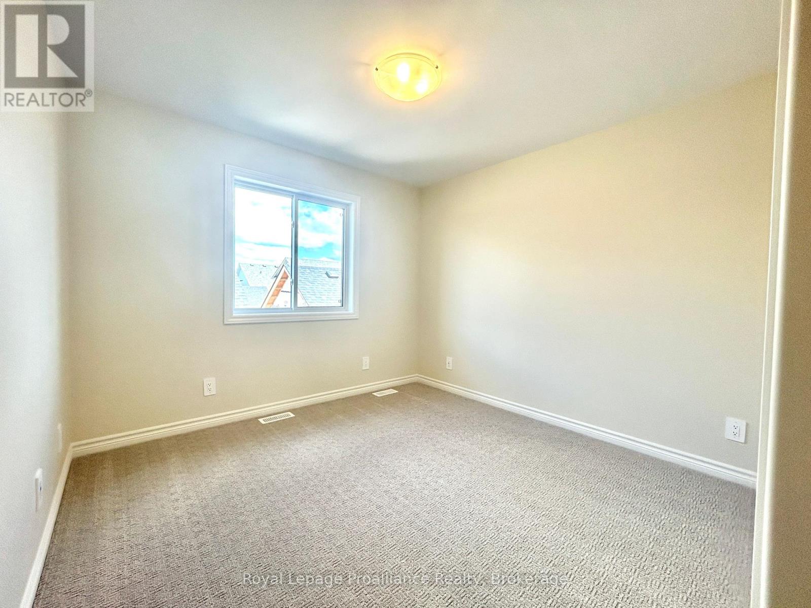 91 ATHABASKA DRIVE - 27