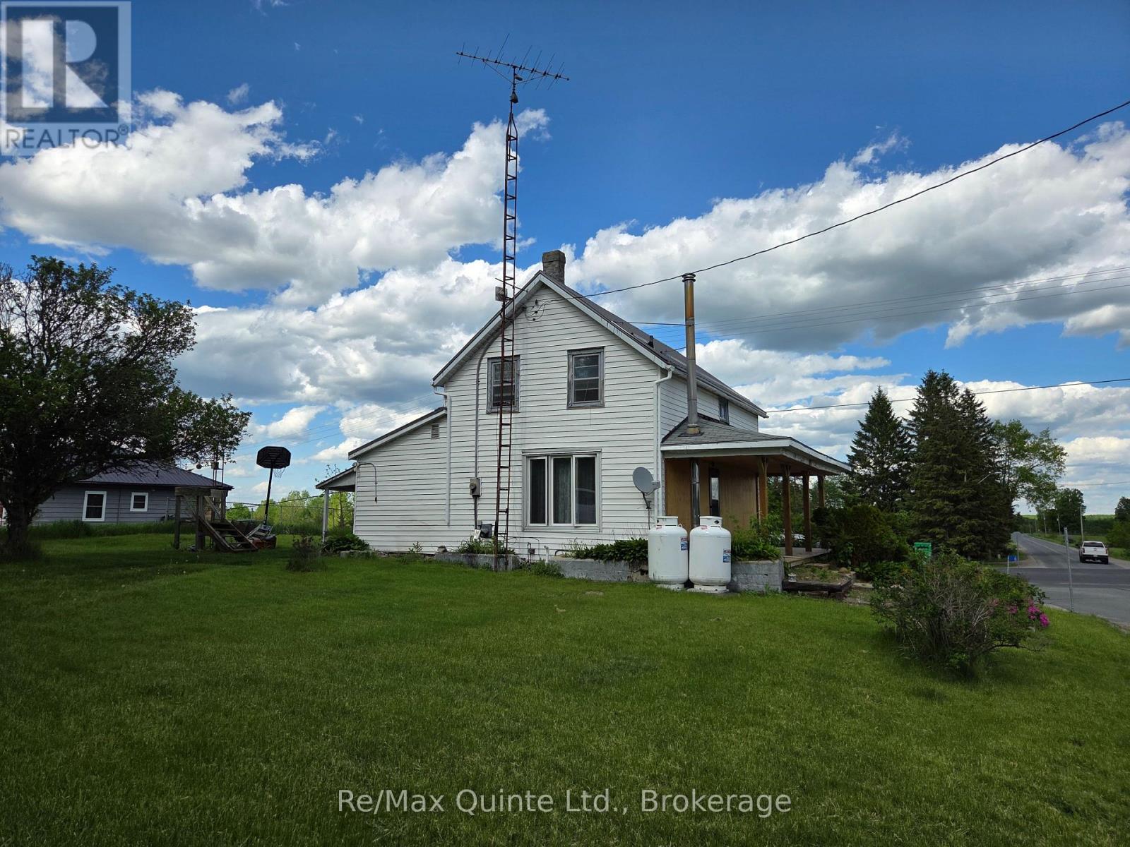 6 THOMAS STREET - 3
