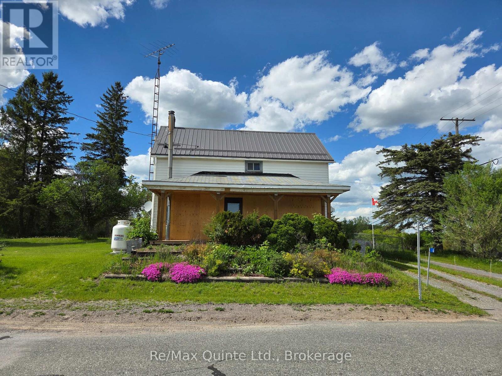 6 THOMAS STREET - 4