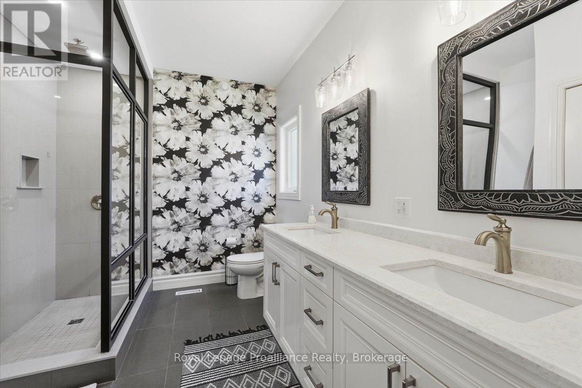 8 DORCHESTER DRIVE - 23