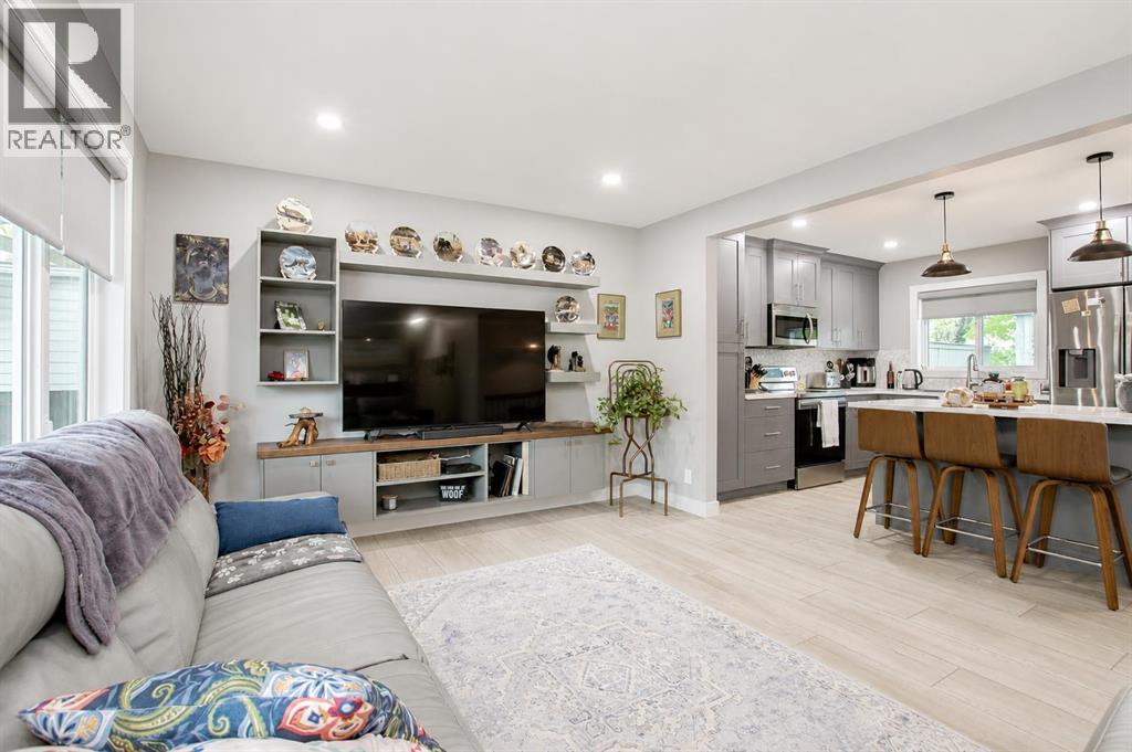 9905 92 Avenue - Image 3