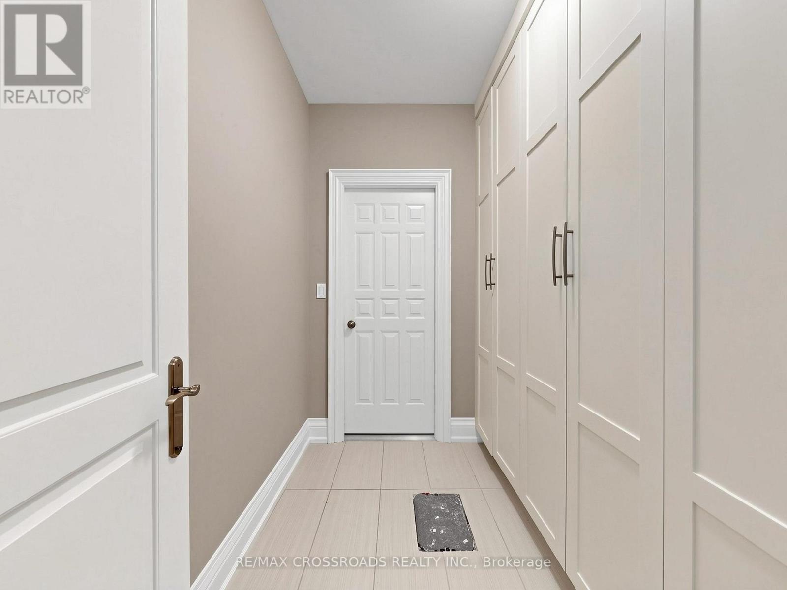 351 PATRICIA AVENUE - 36