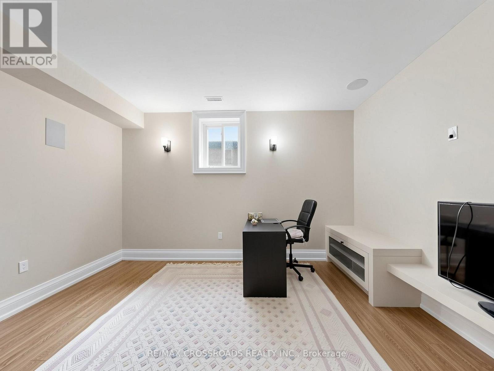 351 PATRICIA AVENUE - 37