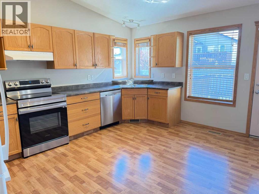 144 Pinnacle Avenue - 6