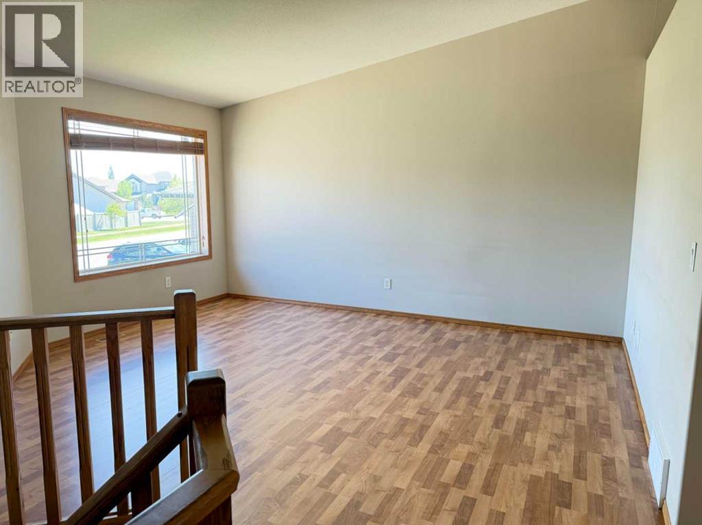 144 Pinnacle Avenue - 4