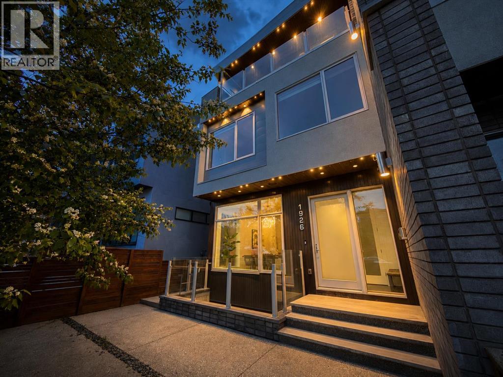 1926 27 Avenue SW - 41