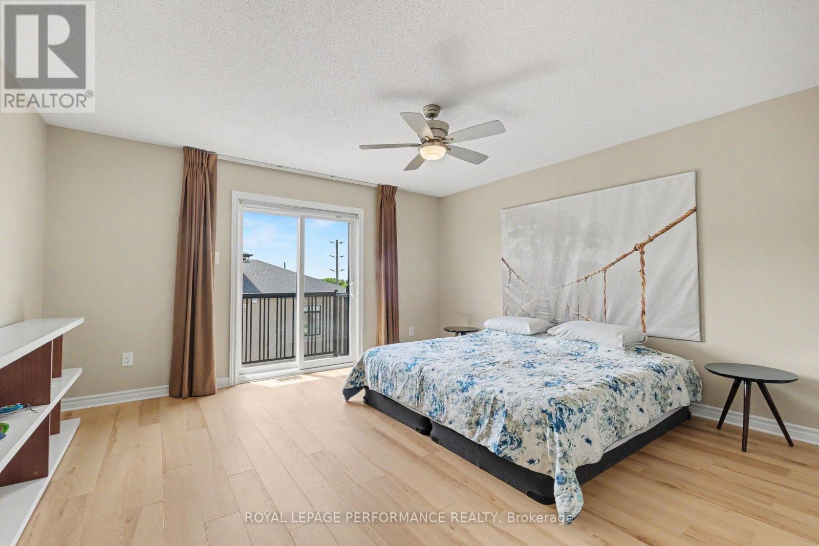 2 Bed, 2 Bath House for Sale in Ottawa – 220 PEMBINA PRIVATE, Ottawa – MLS# X13215672 - Image 17