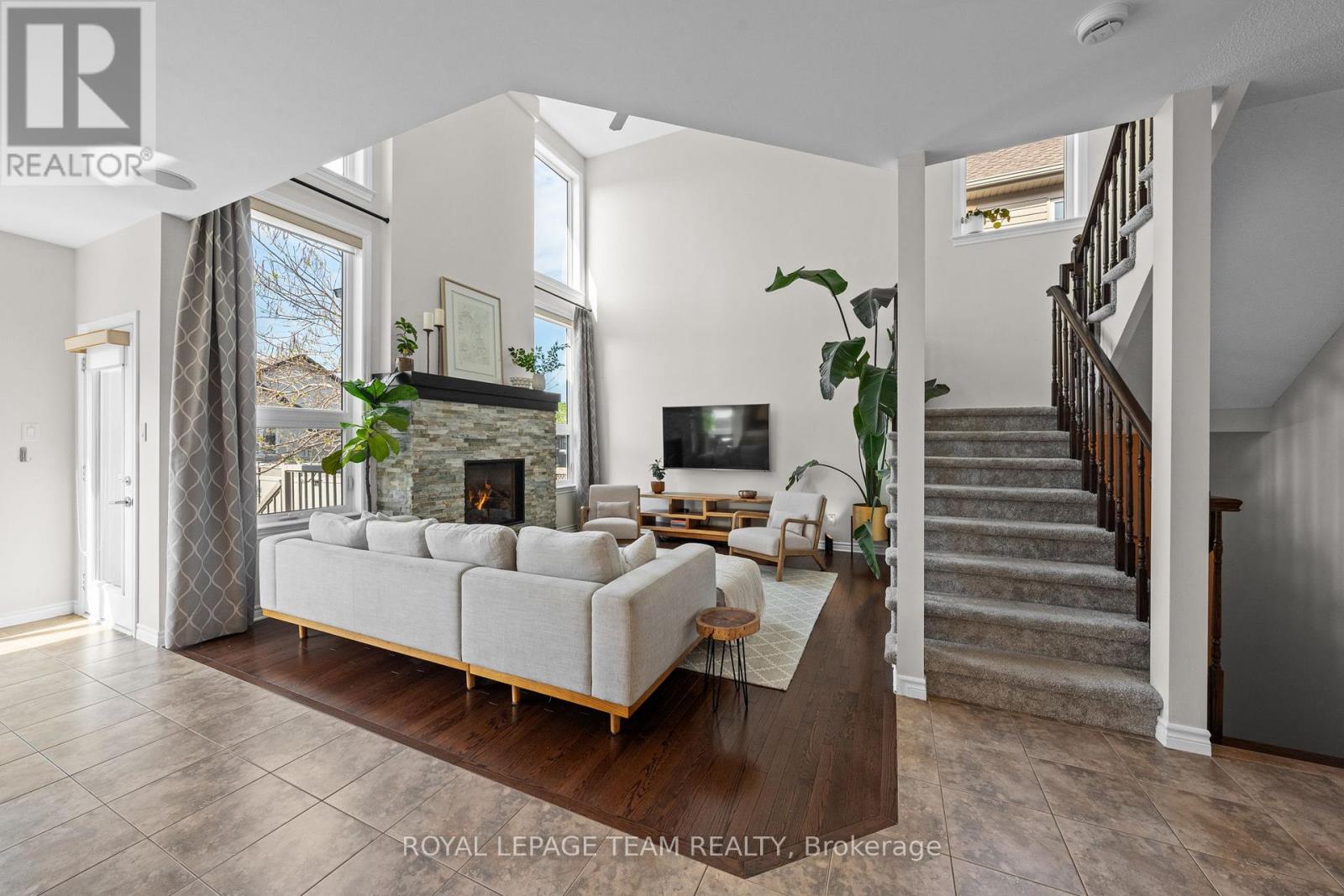 139 STONEWATER BAY - 14