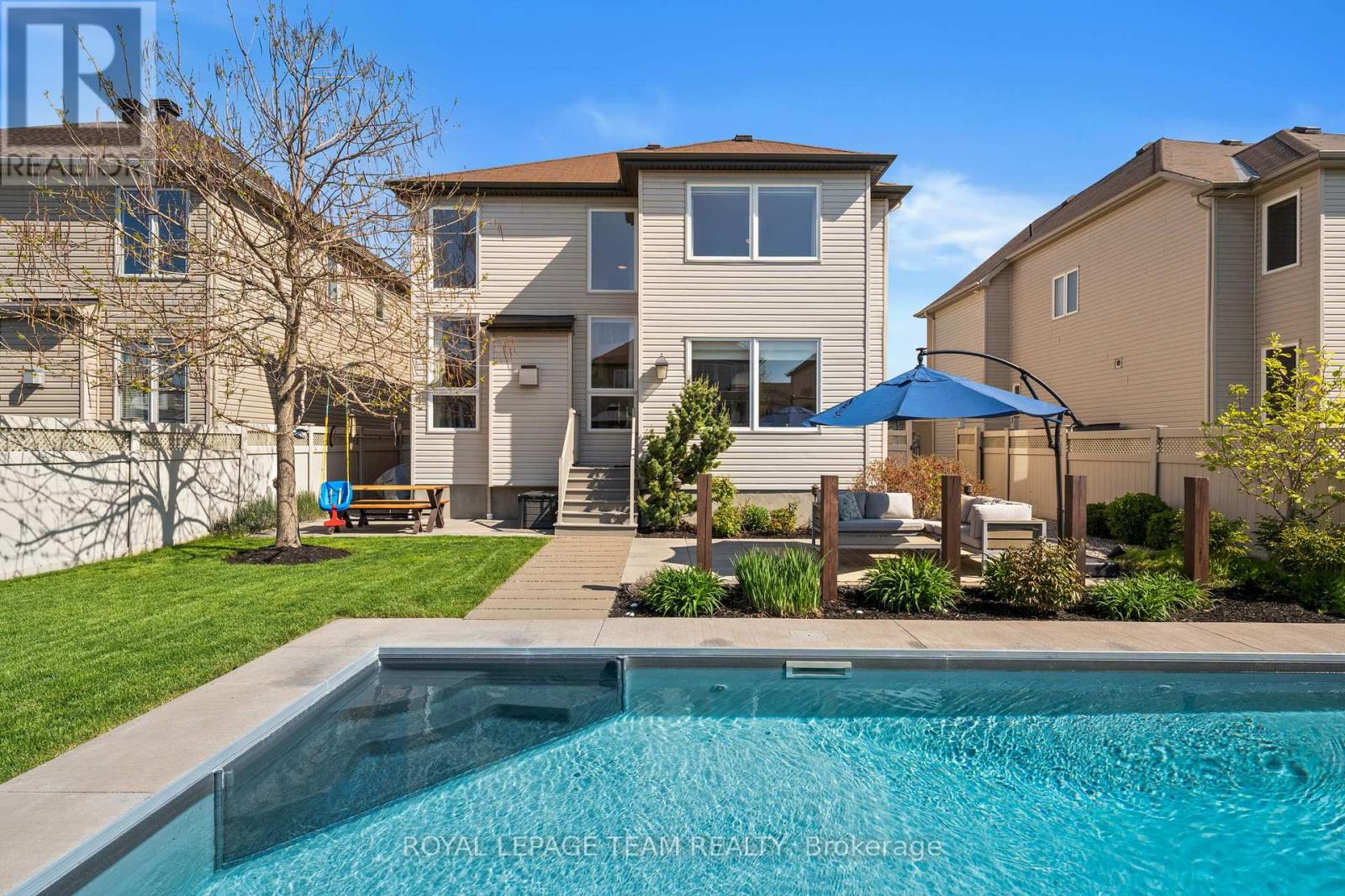 139 STONEWATER BAY - 44