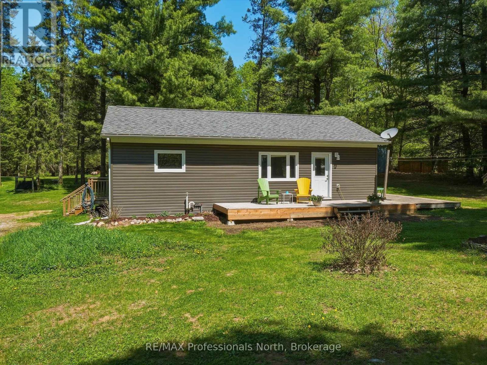 2352 518 HIGHWAY W - 16