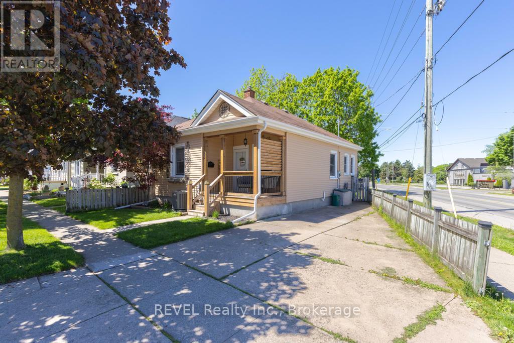83 RODMAN STREET - 2