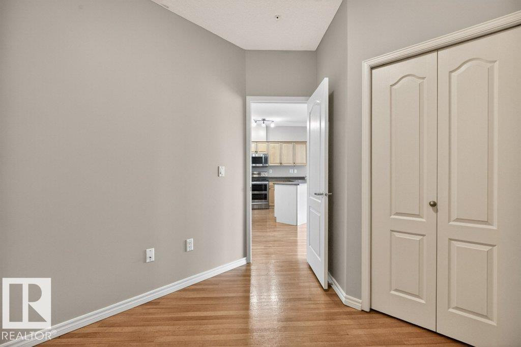 #360 2750 55 ST NW - 24