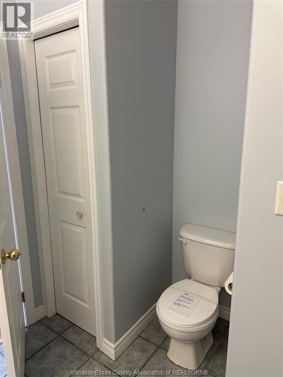 51 SANTOS DRIVE - 20