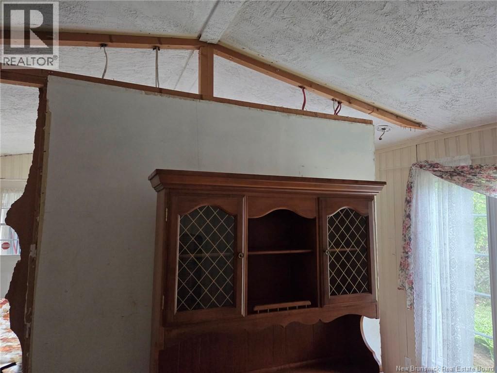 699 Kingsley Road - 18