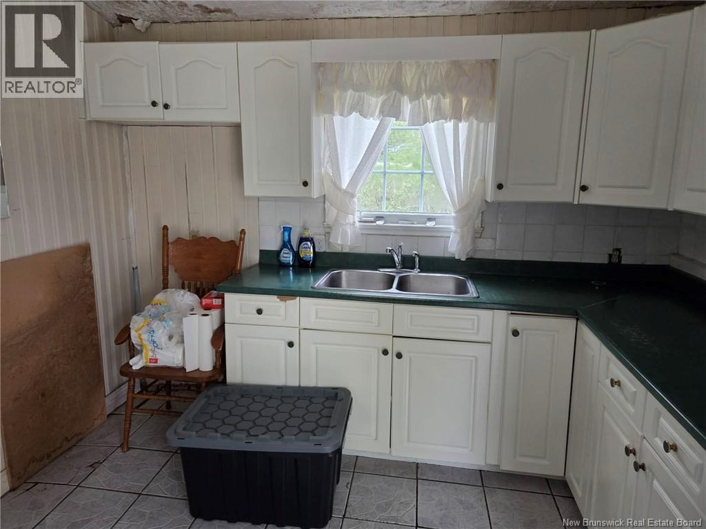 699 Kingsley Road - 25