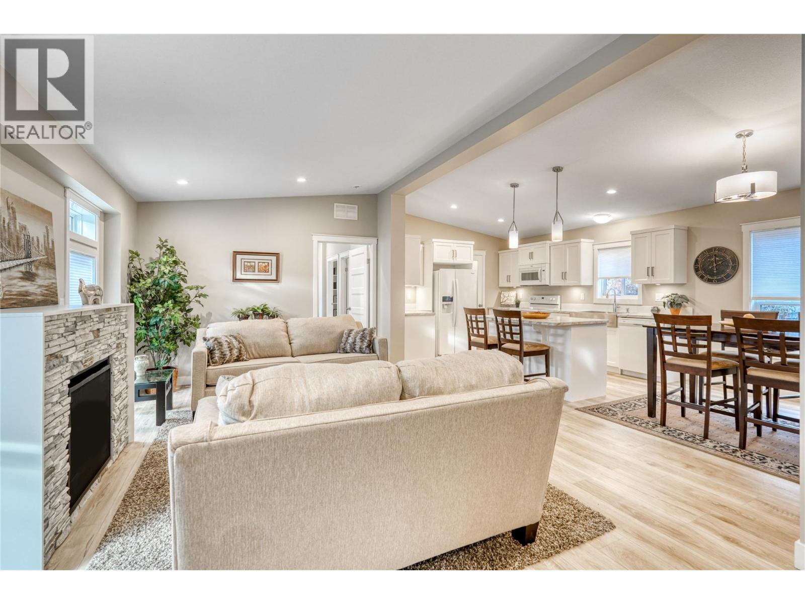#11 321 Yorkton Avenue, Avenue Lot# 11 - 8