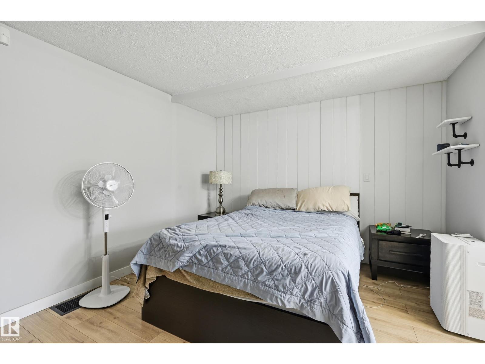 12326 92 ST NW - 17