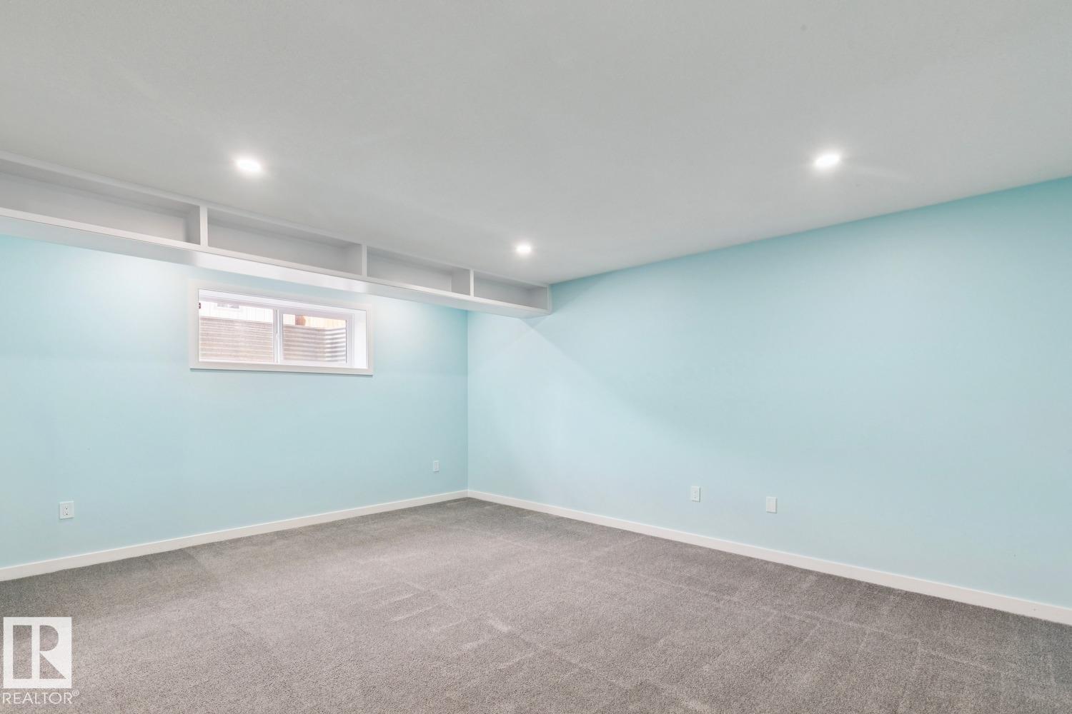 2545 Amerongen CR SW - 48