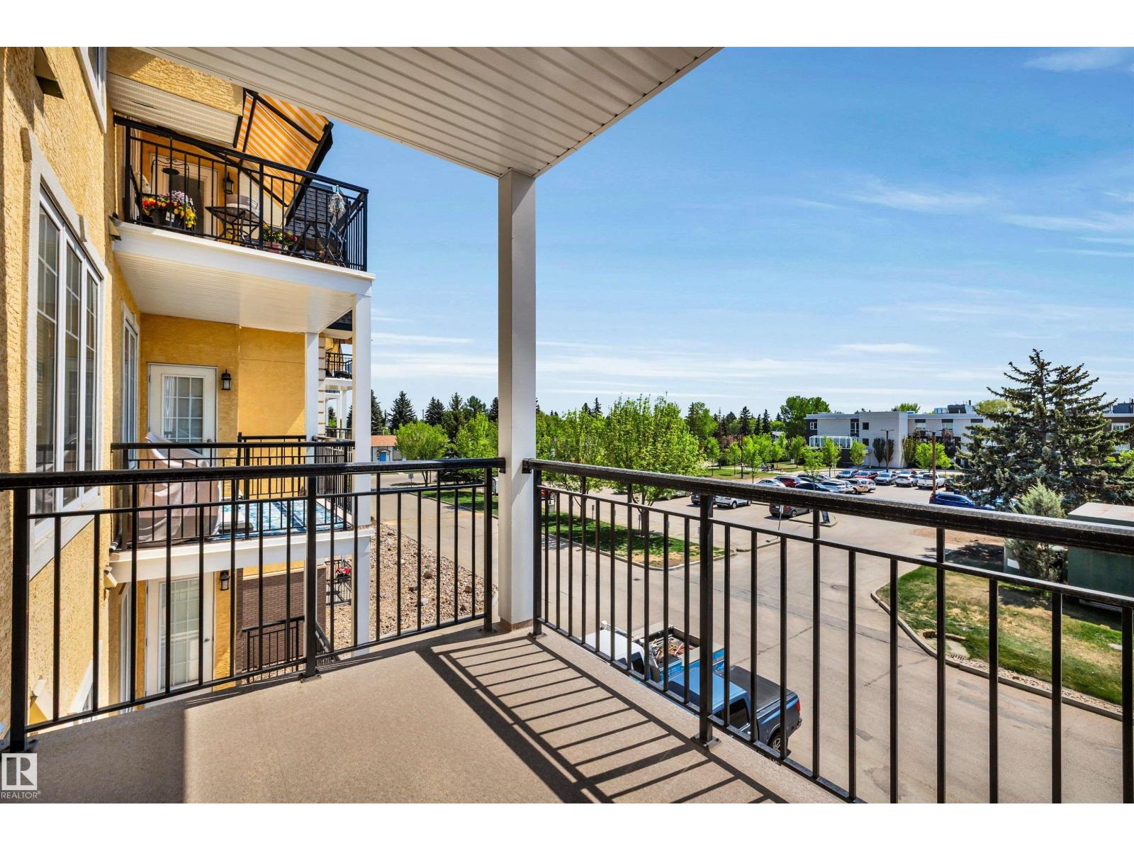 #326 9820 165 ST NW - 15