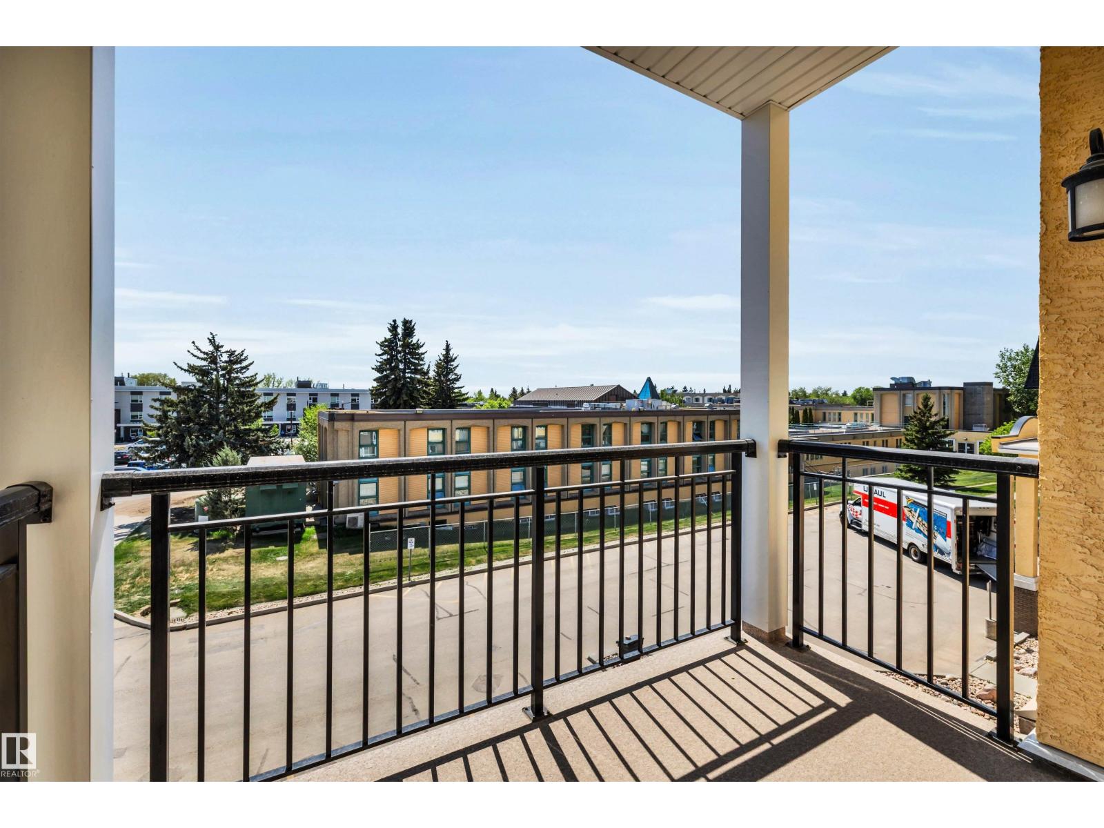 #326 9820 165 ST NW - 16
