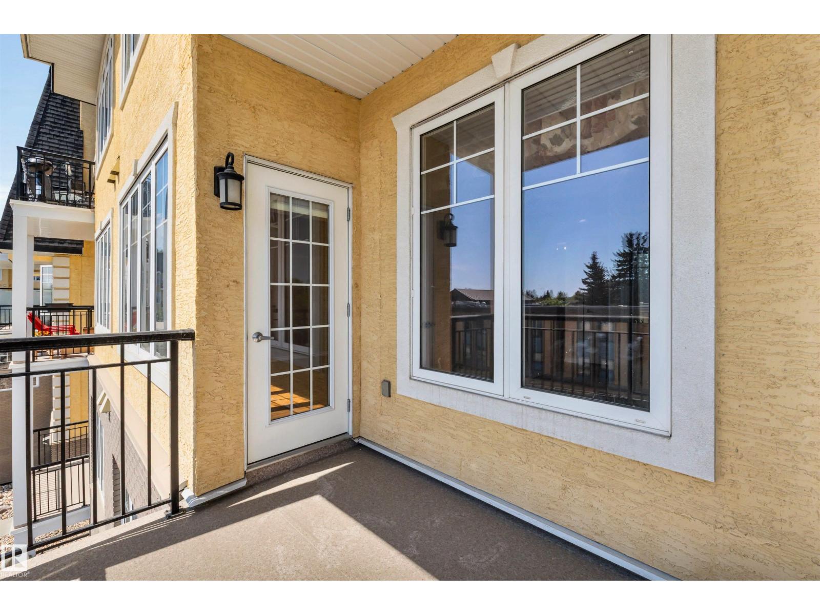 #326 9820 165 ST NW - 17