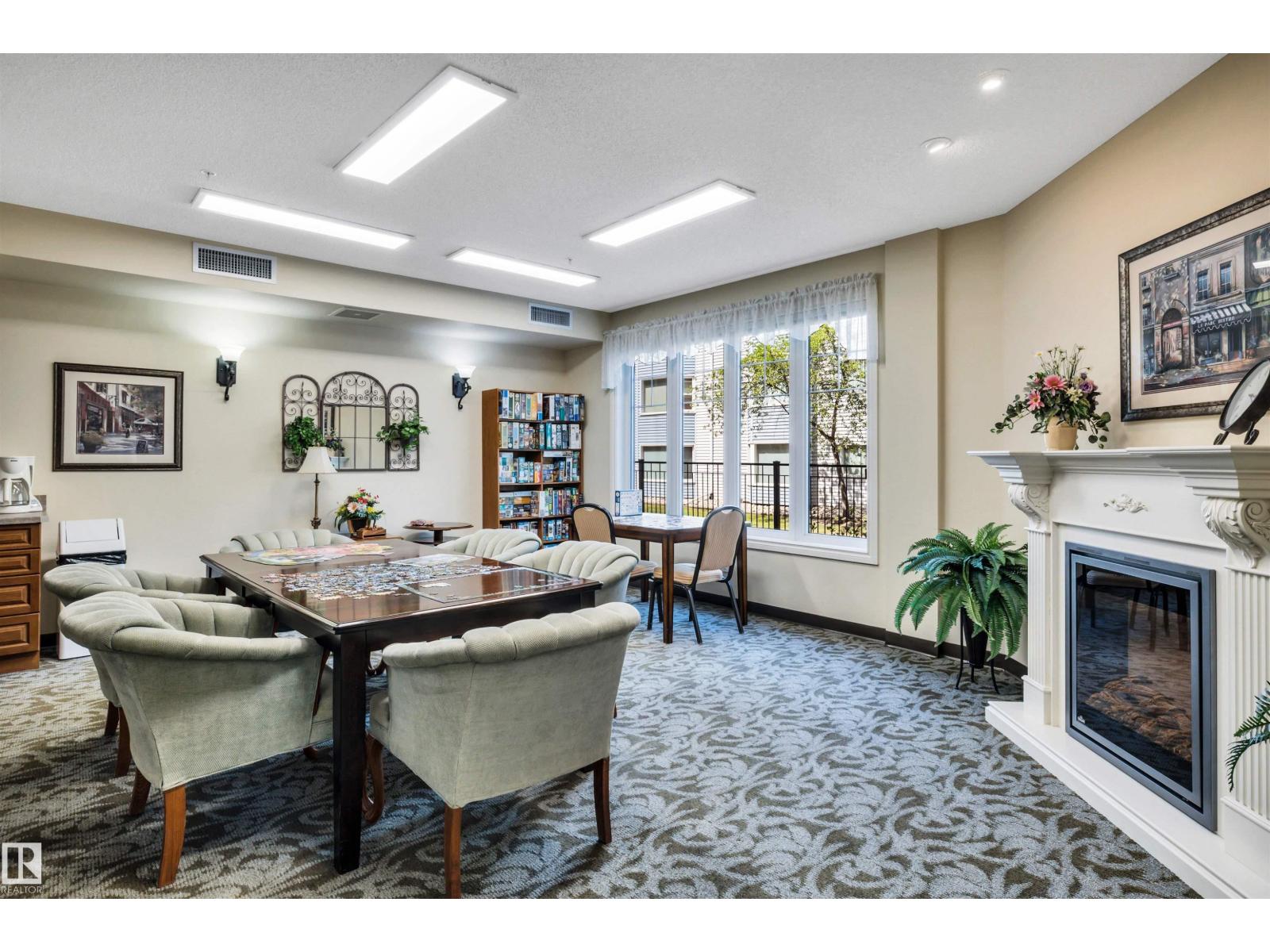 #326 9820 165 ST NW - 27