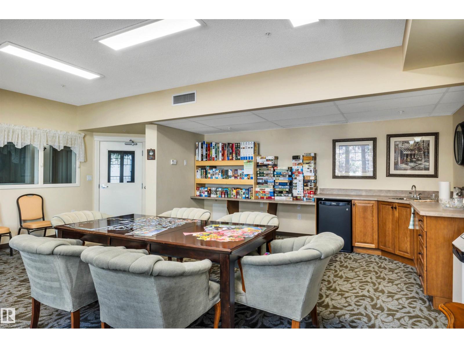 #326 9820 165 ST NW - 28